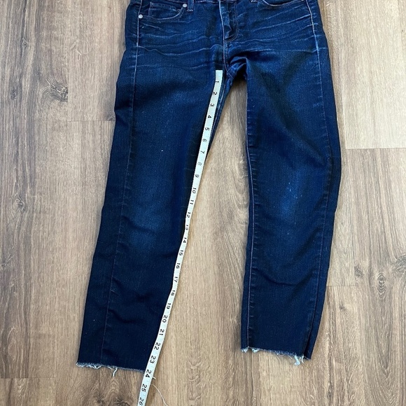 Paige Peg Super Skinny Dark Wash Raw Hem Sz 27 - Picture 3 of 11